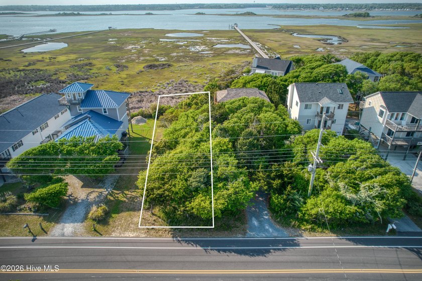 Two parcels convey with this sale, offering a rare opportunity - Beach Lot for sale in Surf City, North Carolina on Beachhouse.com