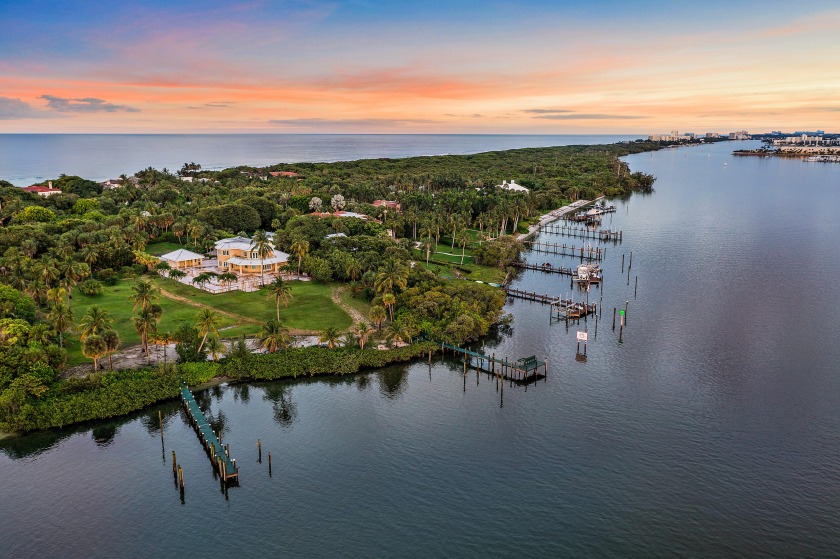 Jupiter Island's finest and most desirable waterfront parcels - Beach Home for sale in Hobe Sound, Florida on Beachhouse.com