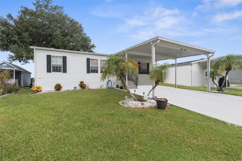 This well designed, 3-bedroom, 2-bath home features 1,040 heated - Beach Home for sale in Riverview, Florida on Beachhouse.com