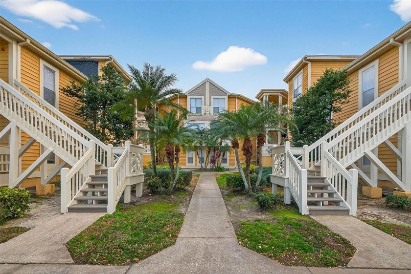 Under contract-accepting backup offers. Welcome to refined - Beach Condo for sale in St. Petersburg, Florida on Beachhouse.com