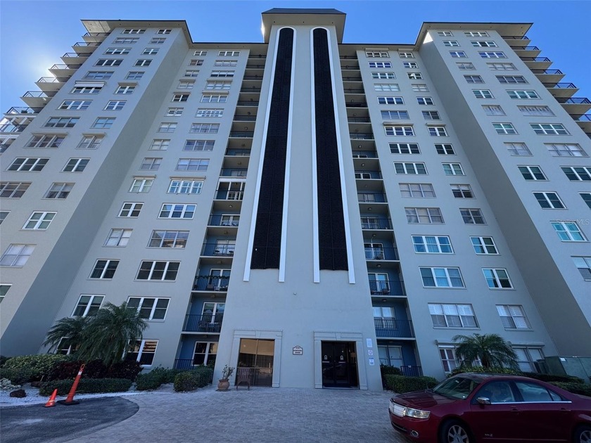 Under contract-accepting backup offers. SPECTACULAR WATERFRONT - Beach Condo for sale in St. Petersburg, Florida on Beachhouse.com