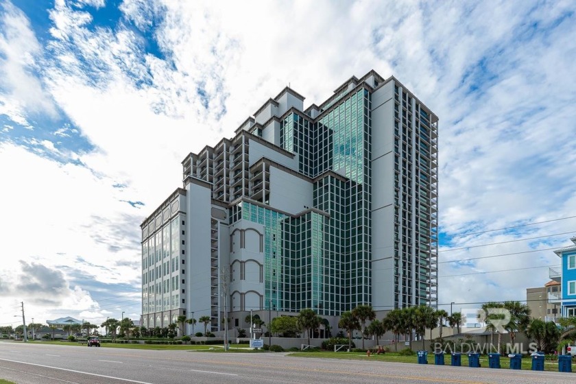 Don't miss this 3 bed/4 bath beautiful condo at The Oasis - Beach Home for sale in Orange Beach, Alabama on Beachhouse.com