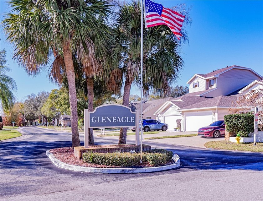 Beautifully updated! This spacious 3-bedroom, 4-bath townhome - Beach Townhome/Townhouse for sale in Melbourne, Florida on Beachhouse.com