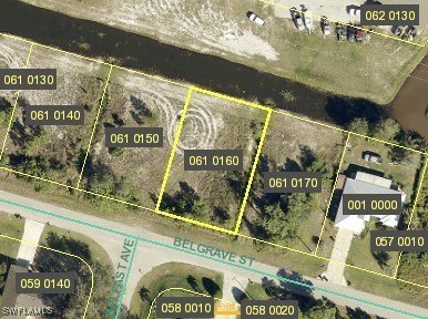 Very nice building lot located in popular fast growing are - Beach Lot for sale in Fort Myers, Florida on Beachhouse.com