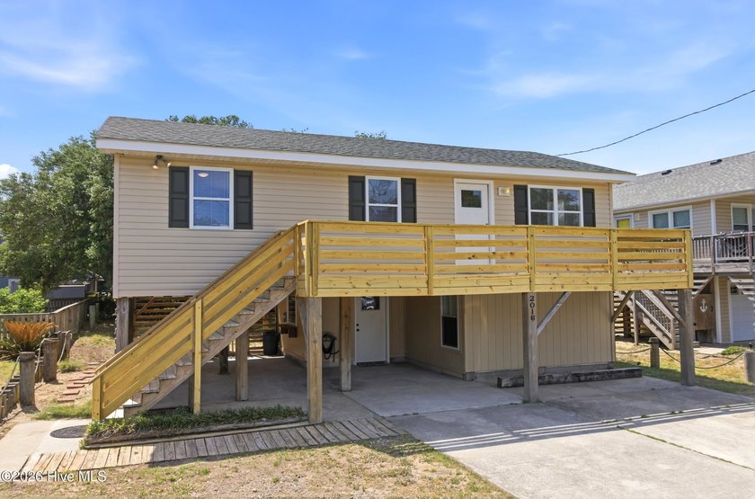 Fantastic opportunity for a starter home, second home, or - Beach Home for sale in Kill Devil Hills, North Carolina on Beachhouse.com
