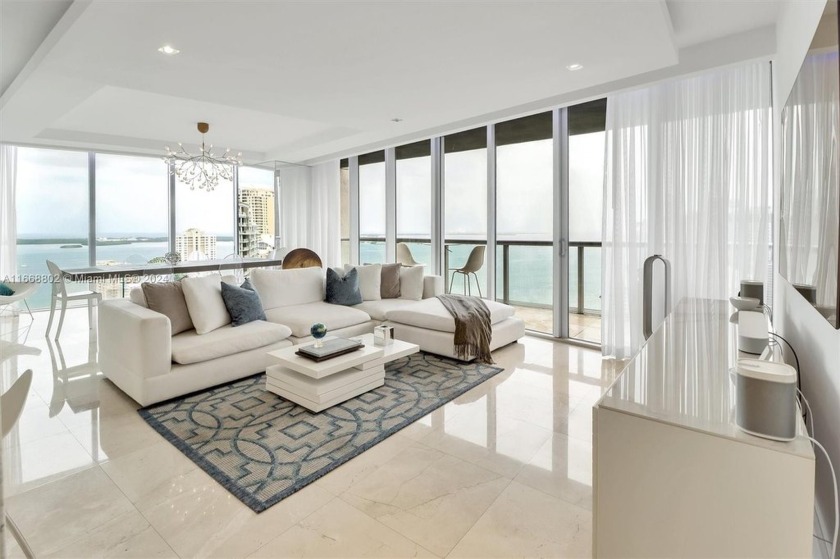 Stunning bay, ocean and Brickell views from this high floor 3 - Beach Condo for sale in Miami, Florida on Beachhouse.com