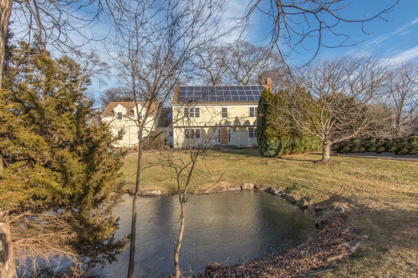 Exceptional opportunity in Compo Beach/Hillspoint neighborhood - Beach Home for sale in Westport, Connecticut on Beachhouse.com