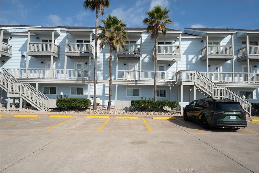 Life's a beach! This beautiful 2 bedroom, 2.5 bath, 1,060 sq. ft - Beach Condo for sale in Corpus Christi, Texas on Beachhouse.com