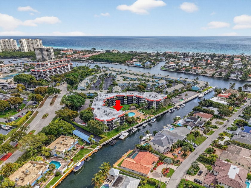 Impeccably maintained, updated 2/2 WATERFRONT condo in the - Beach Condo for sale in Boca Raton, Florida on Beachhouse.com