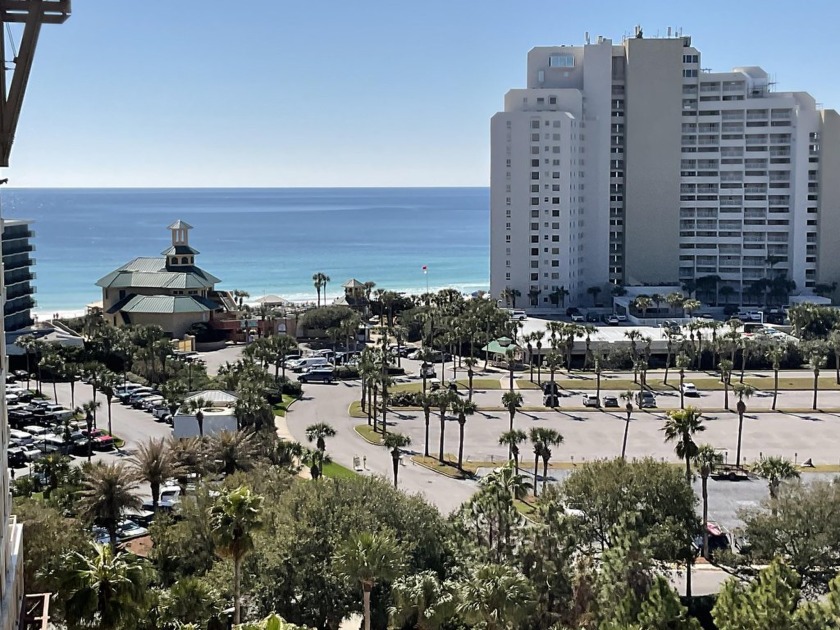 PENDING WITH KICK-OUT CLAUSE - SELLERS ACCEPTING BACK-UP OFFERS! - Beach Condo for sale in Miramar Beach, Florida on Beachhouse.com