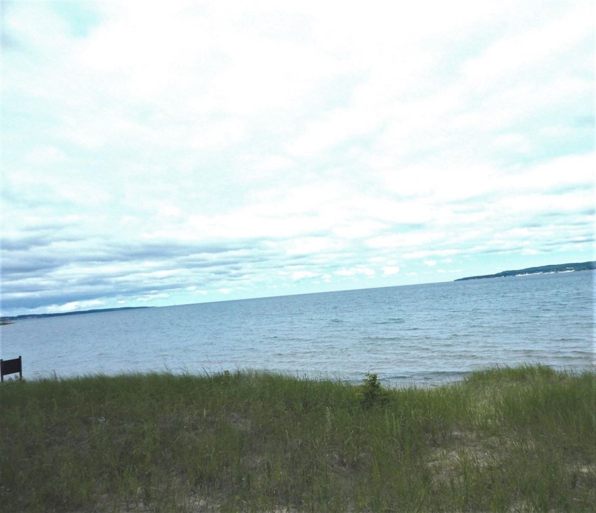 Wow! You have to view this parcel to believe it! Tucked neatly - Beach Lot for sale in Petoskey, Michigan on Beachhouse.com