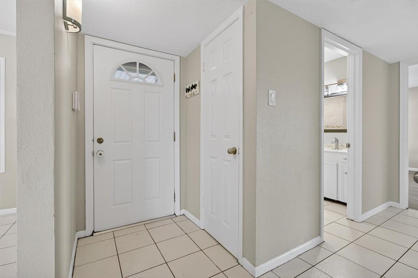 Welcome to 114 Maple Dr in the highly sought-after East Cliff - Beach Home for sale in Portland, Texas on Beachhouse.com