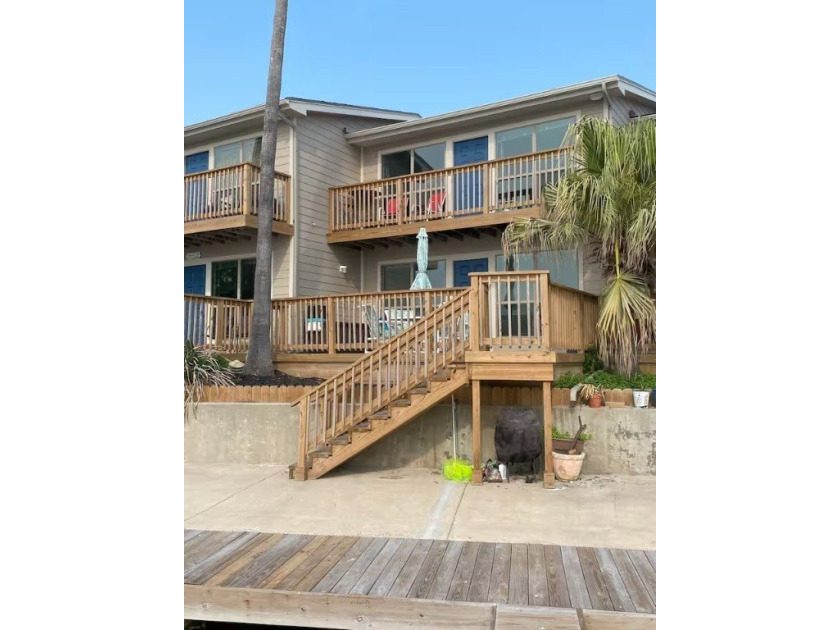 Welcome to 15209 Leeward, Unit A2 one of the best values on - Beach Condo for sale in Corpus Christi, Texas on Beachhouse.com