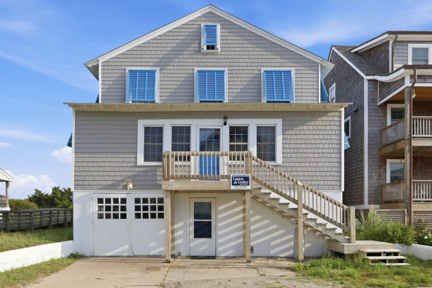 HOT DEAL! 3NIGHT MINIMUM, PET FRIENDLY OCEAN FRONT & EASY ACCESS - Beach Vacation Rentals in Atlantic Beach, North Carolina on Beachhouse.com