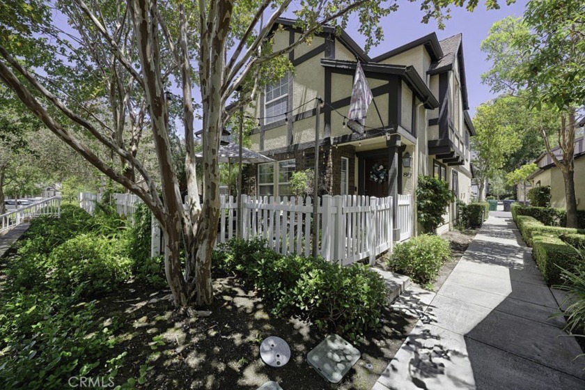 Welcome. to 80 Three Vines Ct ! 
This is a coveted, 3 bed, 2 - Beach Condo for sale in Ladera Ranch, California on Beachhouse.com