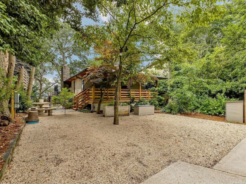 *It's Like Living In a Beachfront Treehouse.* Enchanting - Beach Home for sale in Northport, New York on Beachhouse.com