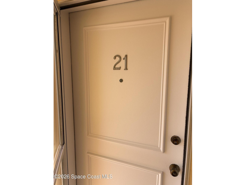 Charming and well maintained 1-bedroom, 1-bath corner unit condo - Beach Condo for sale in Cape Canaveral, Florida on Beachhouse.com