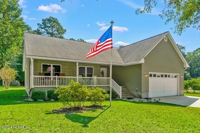 Exceptionally designed & built home in Minnesott Beach only a - Beach Home for sale in Arapahoe, North Carolina on Beachhouse.com