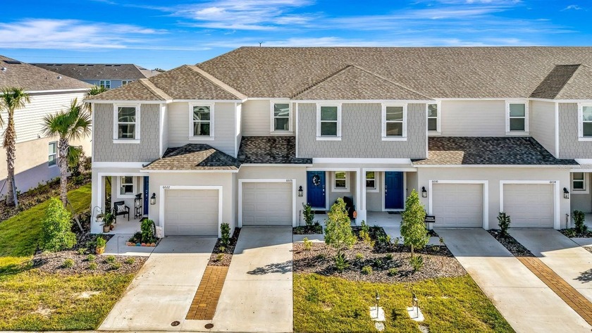 Nestled on a peaceful cul-de-sac in a sought-after neighborhood - Beach Townhome/Townhouse for sale in Palmetto, Florida on Beachhouse.com