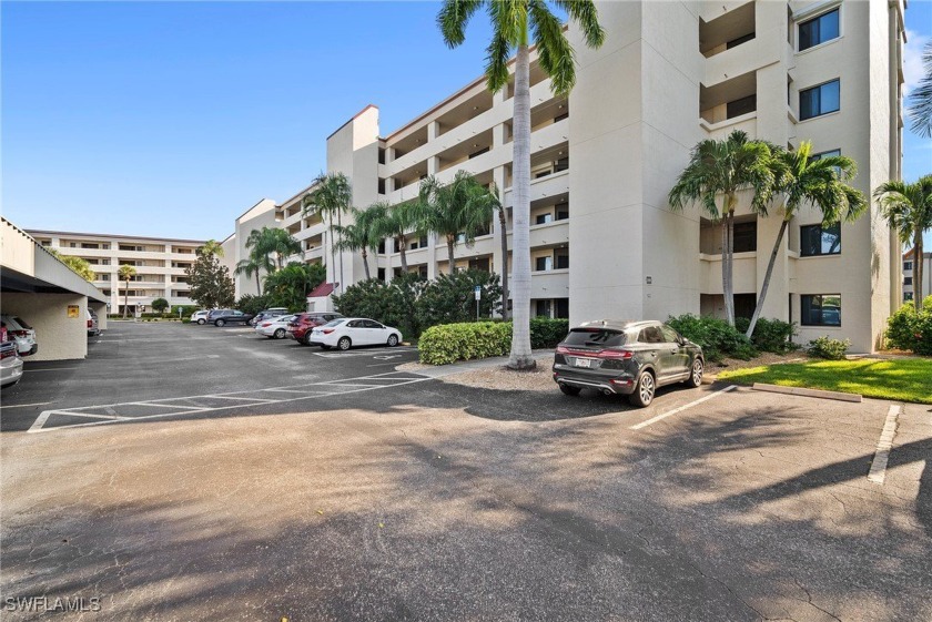 WELCOME TO THIS BEAUTIFUL WELL MAINTAINED CONDO!!  DESIRABLE - Beach Condo for sale in Fort Myers, Florida on Beachhouse.com