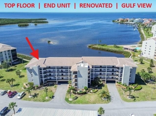 TOP FLOOR... END UNIT... BEAUTIFULLY RENOVATED... FURNISHED - Beach Condo for sale in Port Richey, Florida on Beachhouse.com