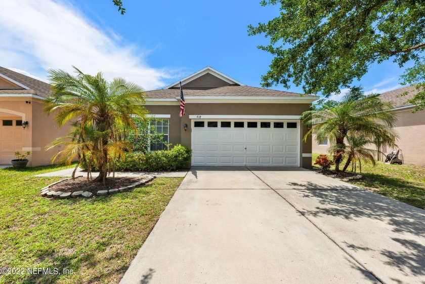 3 Bedroom/ 2 bath POND home with brand new solar panels and a - Beach Home for sale in Ruskin, Florida on Beachhouse.com