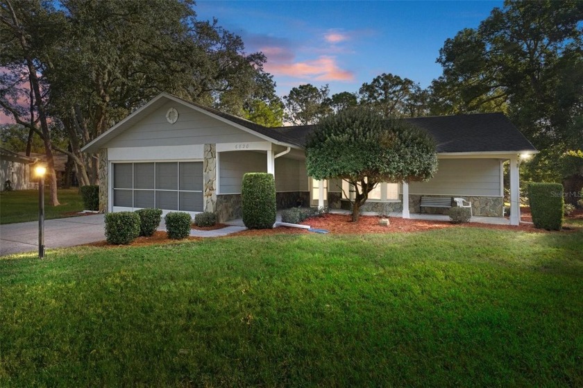 Stunning 2-Bedroom, 2-Bathroom, 2-Car garage home, on a - Beach Home for sale in Spring Hill, Florida on Beachhouse.com