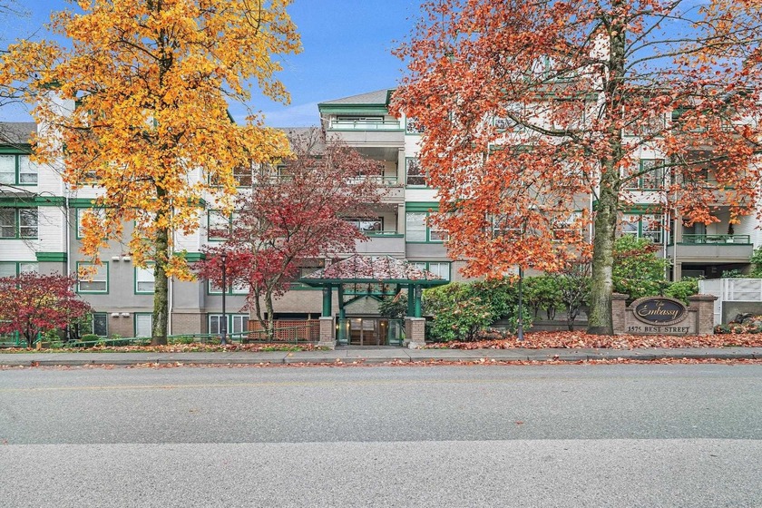 Welcome to Embassy!! Just steps to shopping and public - Beach Condo for sale in White Rock, BC on Beachhouse.com