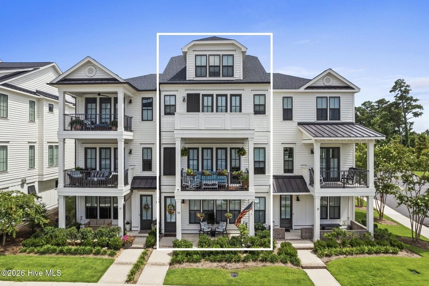 Discover luxury waterfront living in Wilmington, North Carolina - Beach Townhome/Townhouse for sale in Wilmington, North Carolina on Beachhouse.com