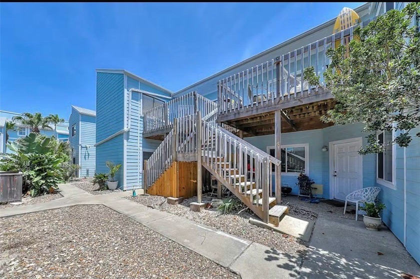 Fully furnished and turnkey 1-bedroom, 1-bath condo on desirable - Beach Condo for sale in Corpus Christi, Texas on Beachhouse.com