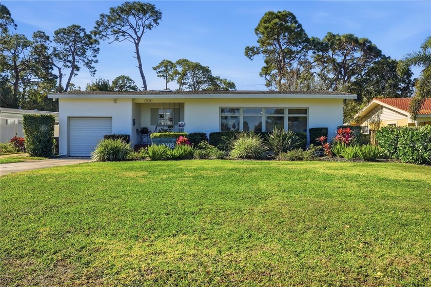 Under contract-accepting backup offers. What an affordable - Beach Home for sale in St. Petersburg, Florida on Beachhouse.com