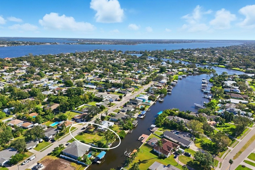 This exceptional waterfront property is located in one of the - Beach Lot for sale in Bradenton, Florida on Beachhouse.com