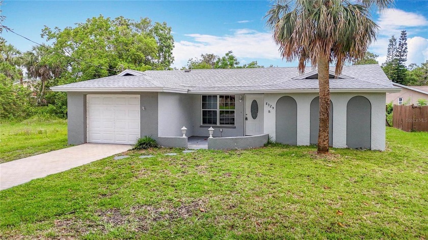 Welcome to your slice of Sunny Florida paradise! This charming - Beach Home for sale in Hudson, Florida on Beachhouse.com