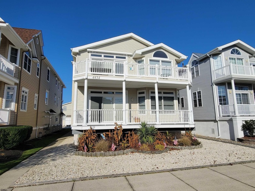Great south end location - just a block to the protected 44th - Beach Condo for sale in Ocean City, New Jersey on Beachhouse.com