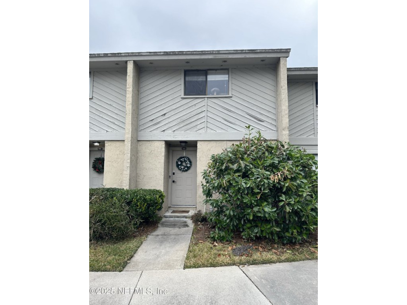 ** Price Improvement ** Fantastic location in the heart of - Beach Condo for sale in Jacksonville, Florida on Beachhouse.com