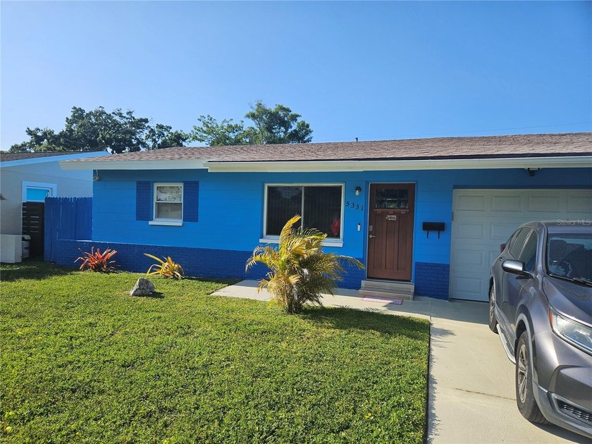 Under contract-accepting backup offers. Welcome to this - Beach Home for sale in St. Petersburg, Florida on Beachhouse.com