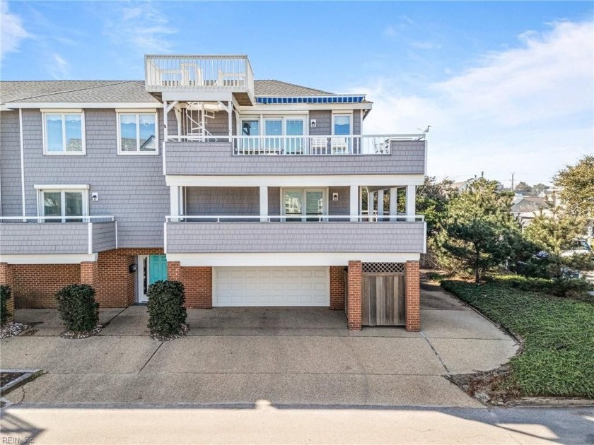 Welcome to your coastal dream located on the North End's gold - Beach Condo for sale in Virginia Beach, Virginia on Beachhouse.com