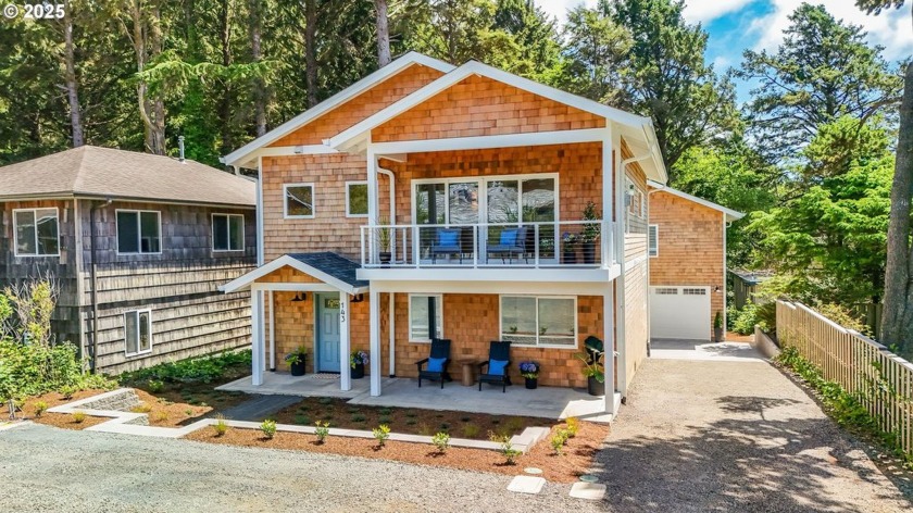This brand new modern coastal home features bright, open concept - Beach Home for sale in Cannon Beach, Oregon on Beachhouse.com