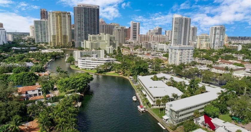 Beautifully renovated home in highly desired small boutique - Beach Condo for sale in Fort Lauderdale, Florida on Beachhouse.com