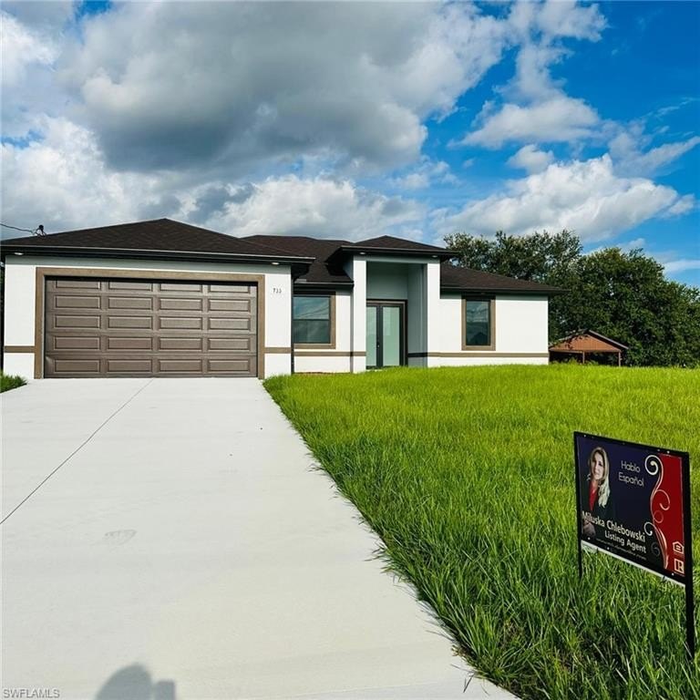 Cozy and functional house. This house has it all: 4 spacious - Beach Home for sale in Lehigh Acres, Florida on Beachhouse.com
