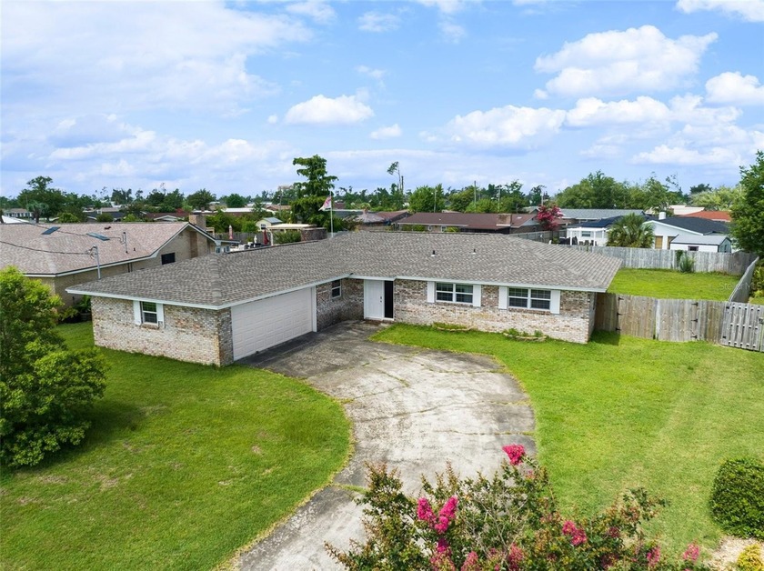 New roof in 2019. New AC in 2023. Very nice 3 bed 2 bath 2 car - Beach Home for sale in Panama City, Florida on Beachhouse.com