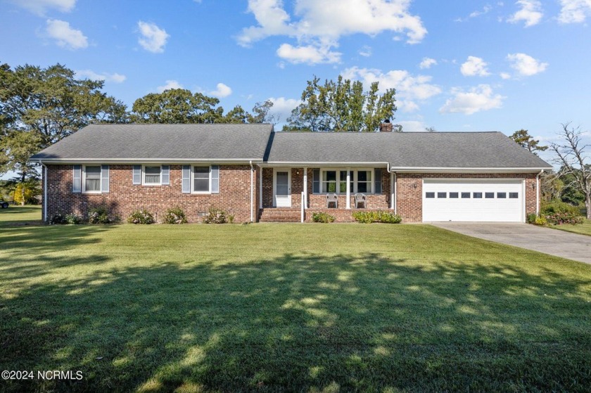 Waterfront property on Brices Creek available!! Brick Ranch home - Beach Home for sale in New Bern, North Carolina on Beachhouse.com