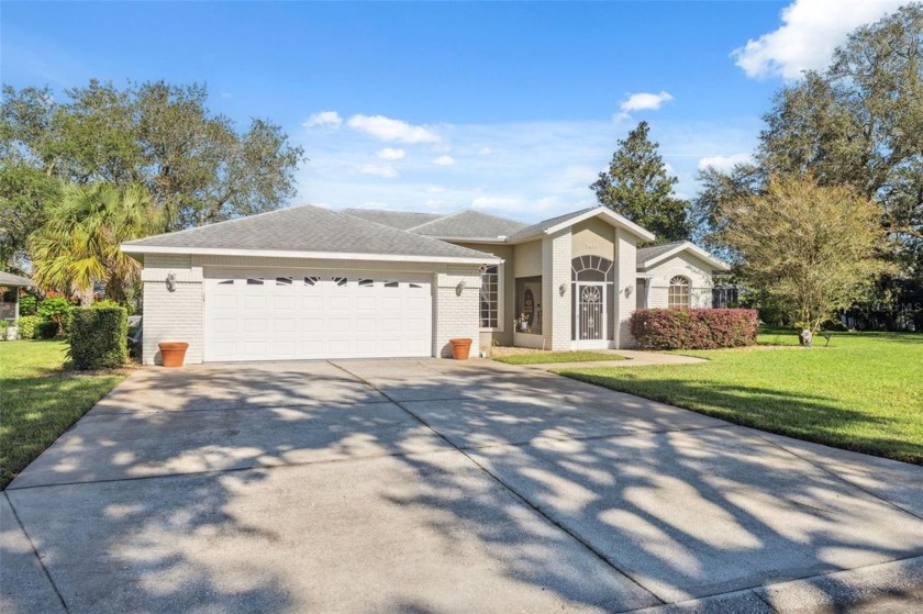 One or more photo(s) has been virtually staged. This 3-bedroom - Beach Home for sale in Weeki Wachee, Florida on Beachhouse.com