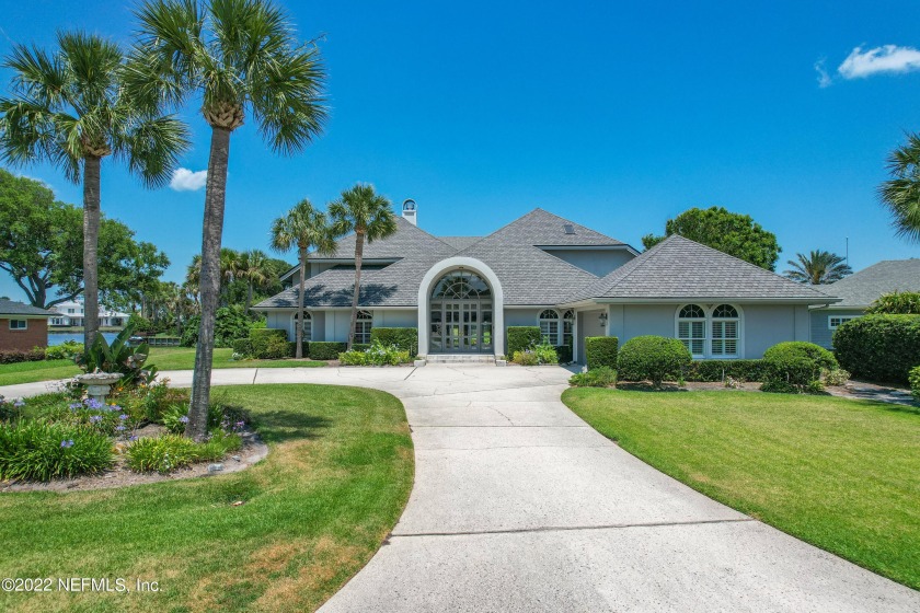 A wonderful opportunity to live in Ponte Vedra ''proper'', on - Beach Home for sale in Ponte Vedra Beach, Florida on Beachhouse.com