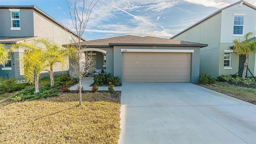 Better than new, barely lived in. Very low HOA and No CDD - Beach Home for sale in Spring Hill, Florida on Beachhouse.com