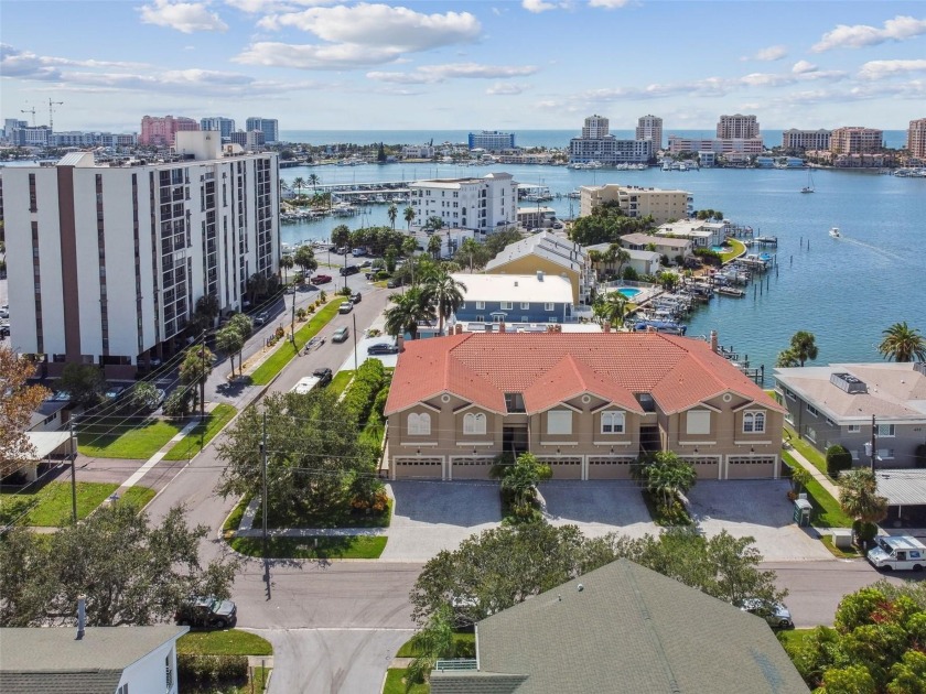 HUGE PRICE IMPROVEMENT ..OPPORTUNITY MOTIVATED SELLER, BRING - Beach Townhome/Townhouse for sale in Clearwater, Florida on Beachhouse.com