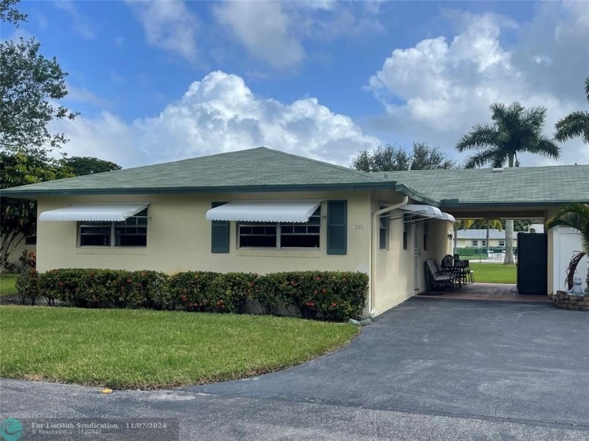 LIVE WELL - A Haven for Adults over 55.  Villa-style home that - Beach Condo for sale in Delray Beach, Florida on Beachhouse.com