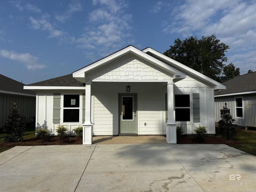 BAY STREET VILLAGES LOCATED IN FOLEY. We are offering *Use It - Beach Home for sale in Foley, Alabama on Beachhouse.com