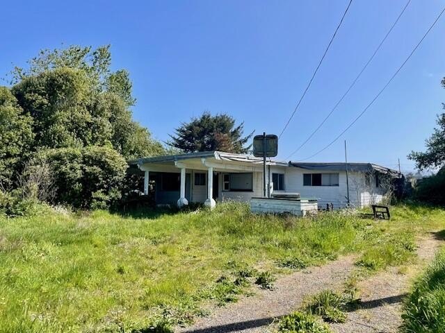 GREAT INVESTMENT opportunity. Bring your tools, your lawn mower - Beach Home for sale in Mckinleyville, California on Beachhouse.com