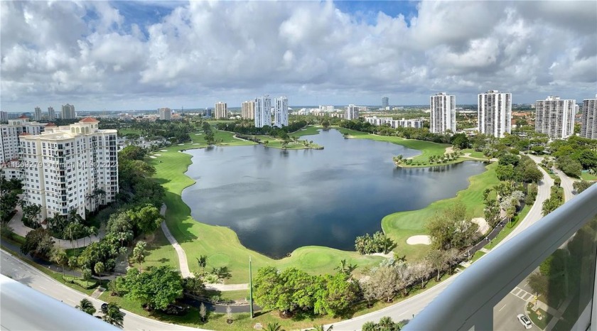 IMPECCABLE. Contemporary and chic SW corner 2 bed 2 bath condo - Beach Condo for sale in Aventura, Florida on Beachhouse.com